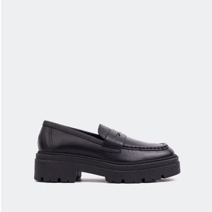 L’Intervalle Basilica Black Loafers